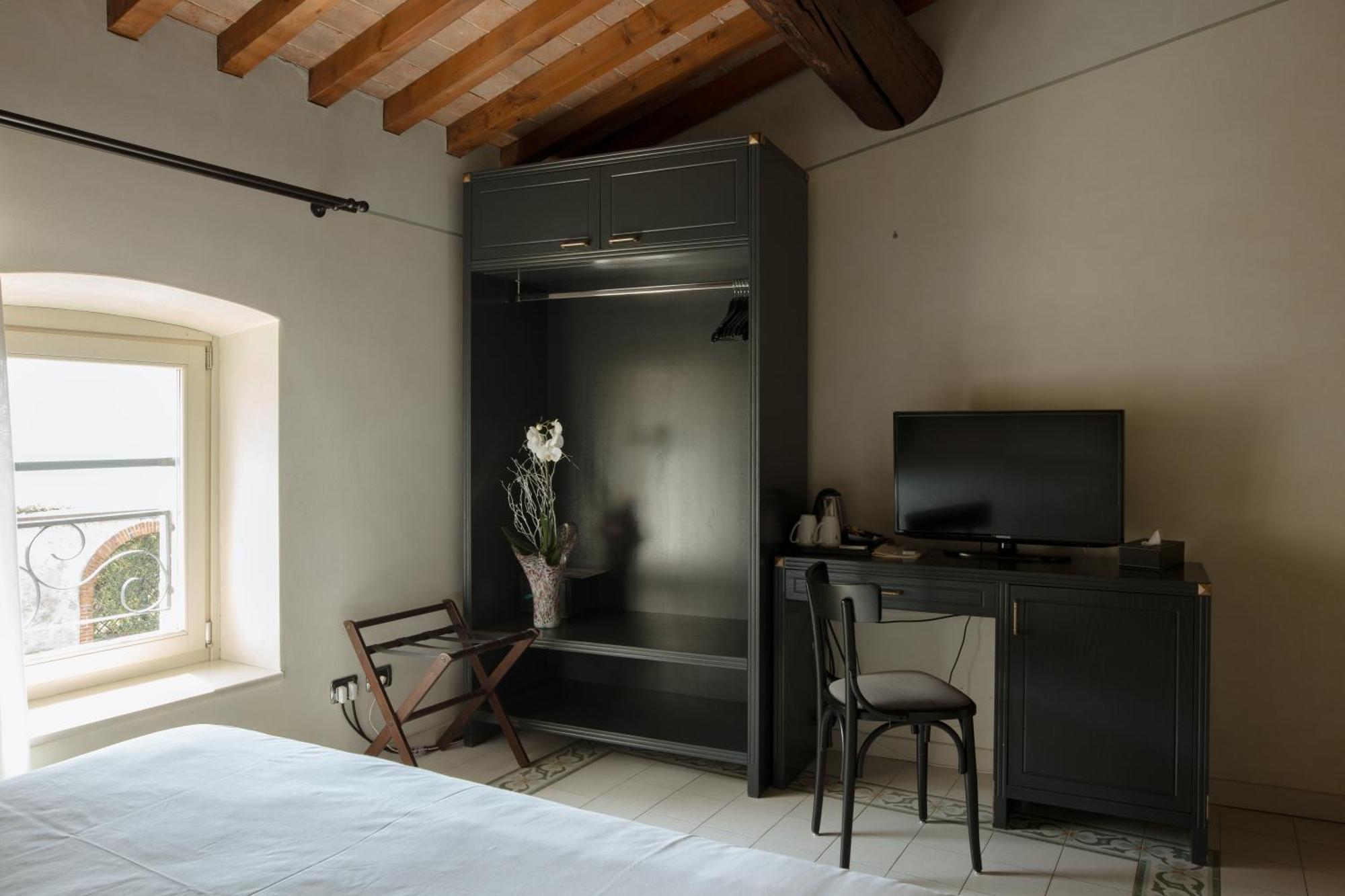 Classique Hotel